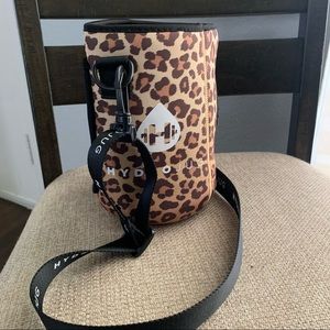 leopard hydrojug sleeve